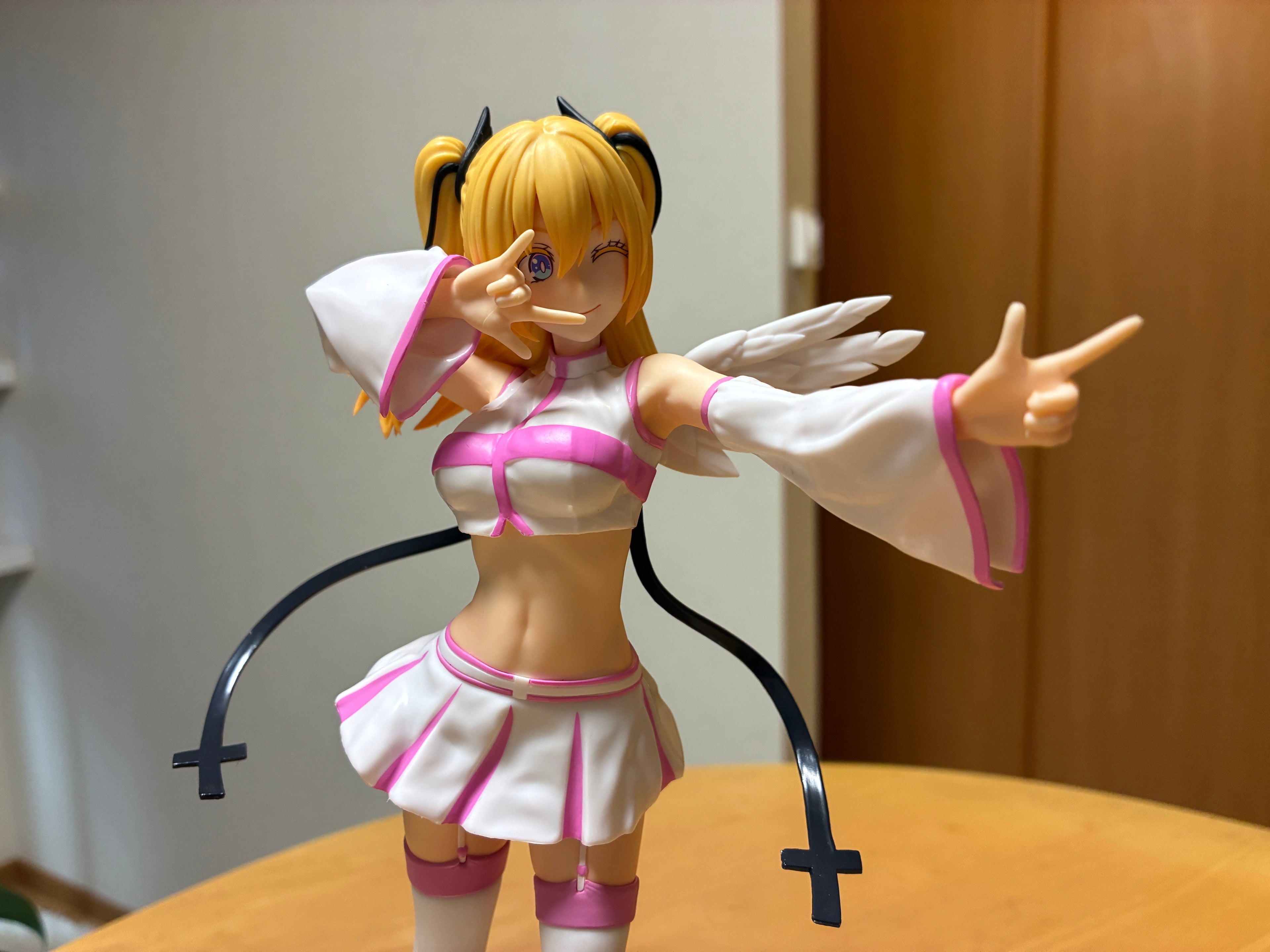 Action Figure Original Character: PINKY BUNNY | Edição de Luxo para Colecionadores (18+)