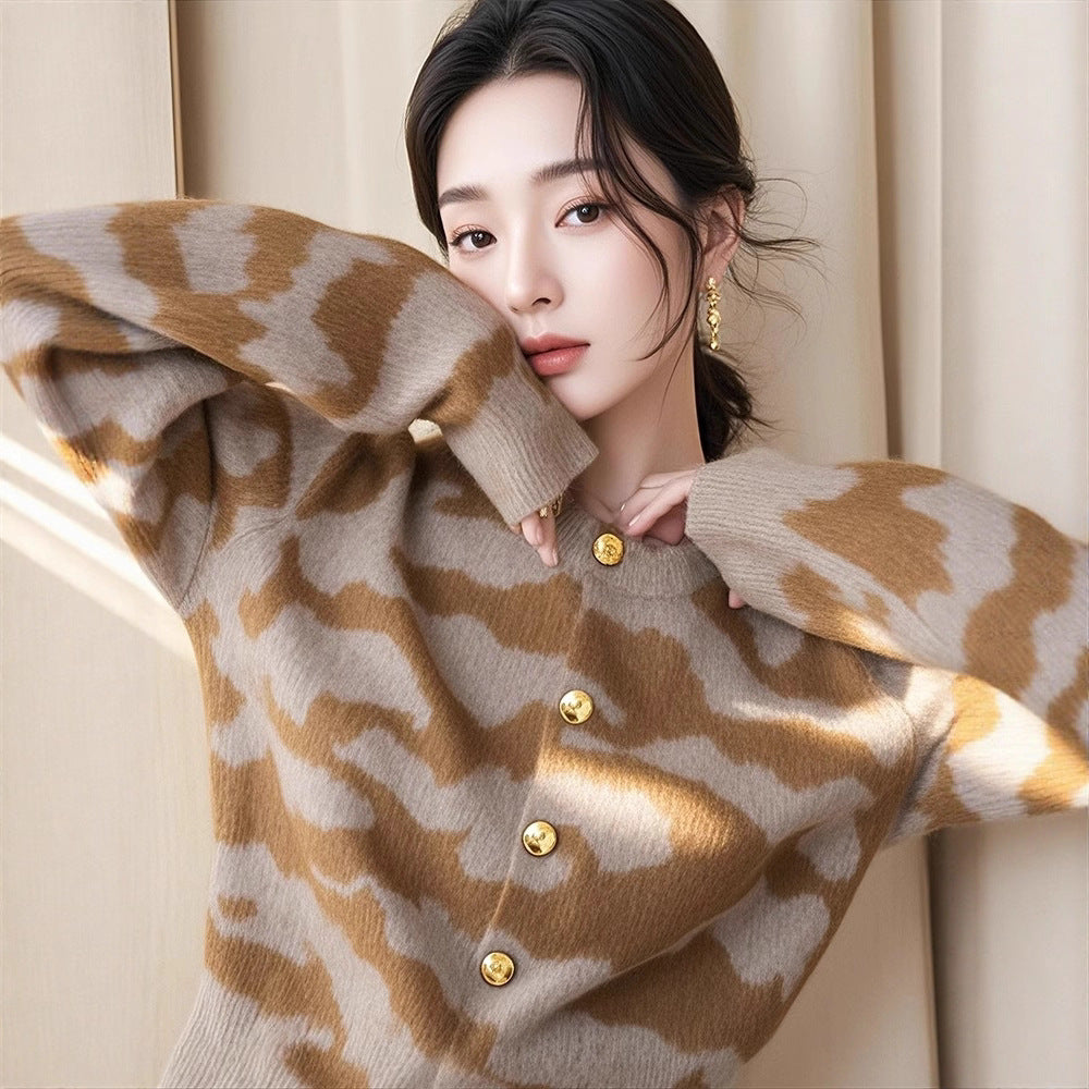 Autumn New Loose Leopard Print Knitted Cardigan Outer Wear Women's Soft Glutinous Sweater Coat
