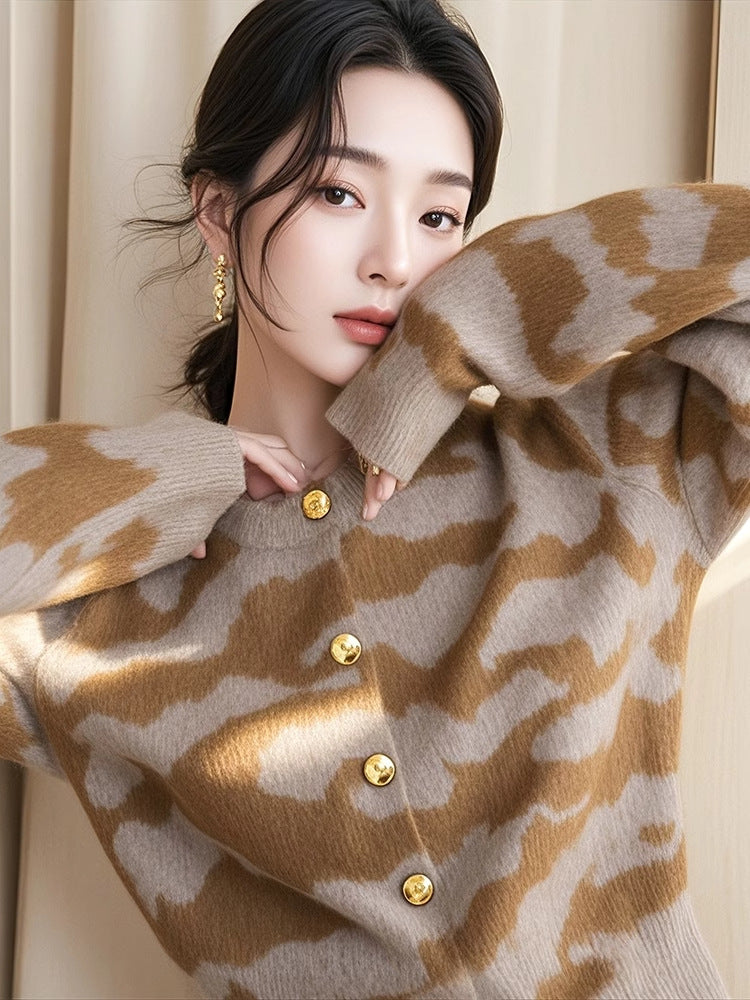 Autumn New Loose Leopard Print Knitted Cardigan Outer Wear Women's Soft Glutinous Sweater Coat