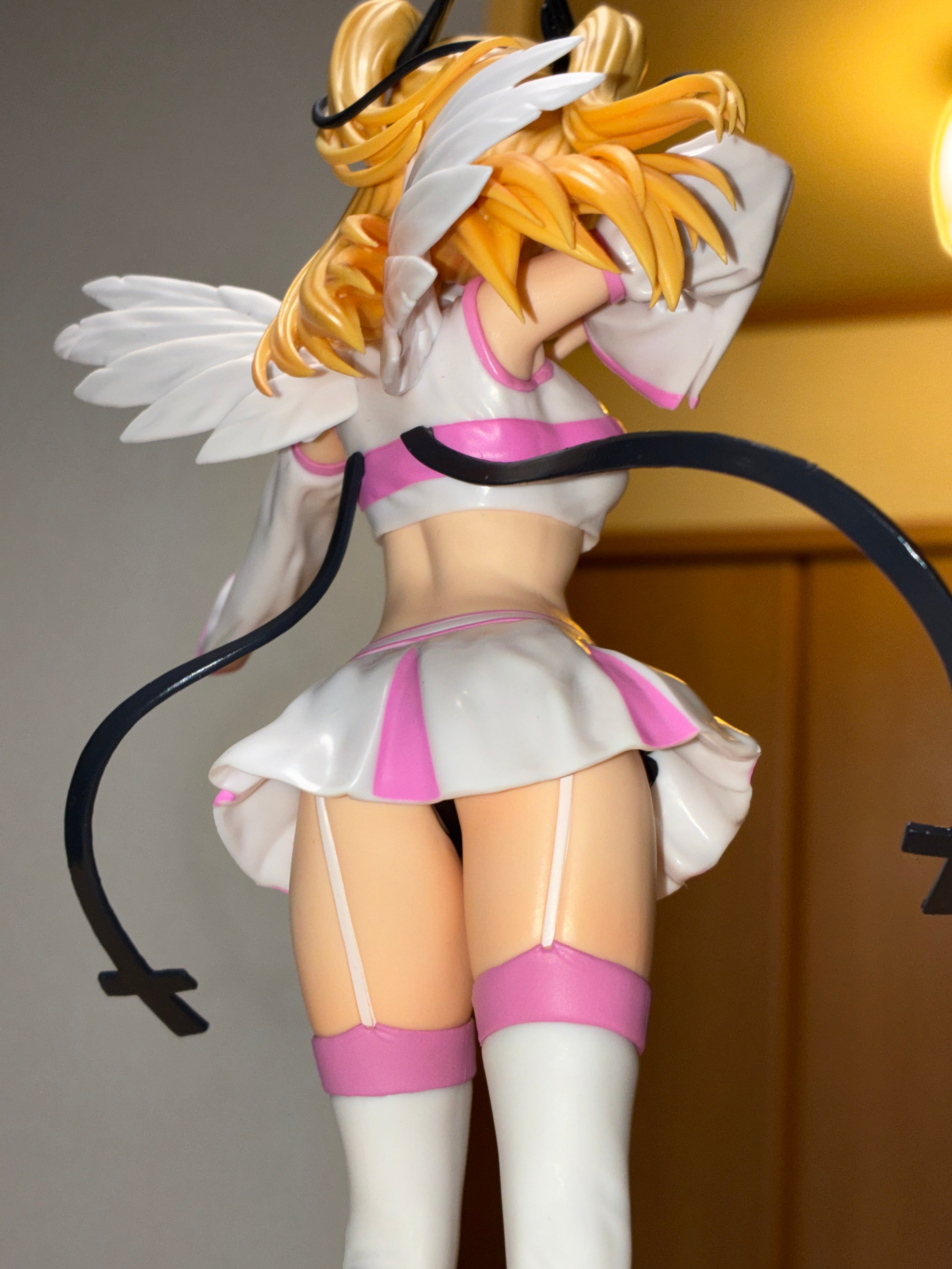 Action Figure Original Character: PINKY BUNNY | Edição de Luxo para Colecionadores (18+)