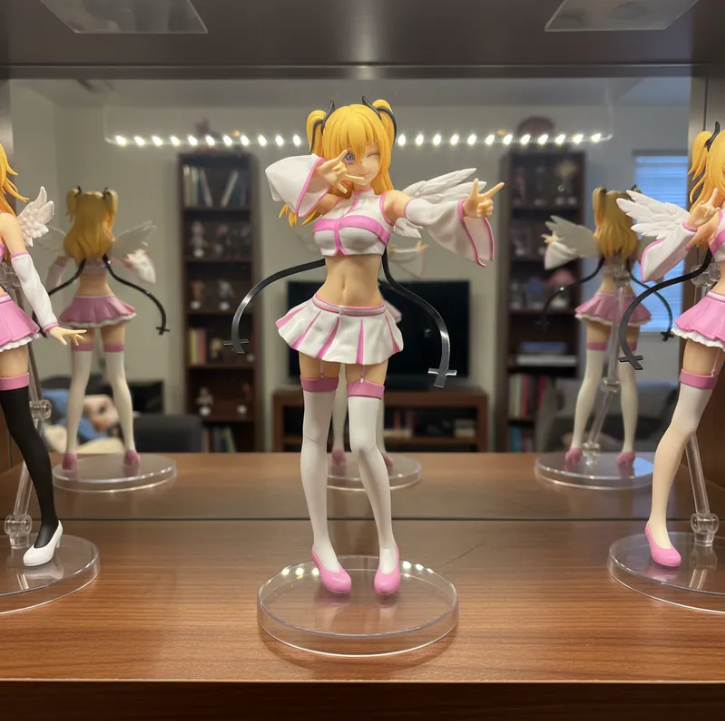 Action Figure Original Character: PINKY BUNNY | Edição de Luxo para Colecionadores (18+)